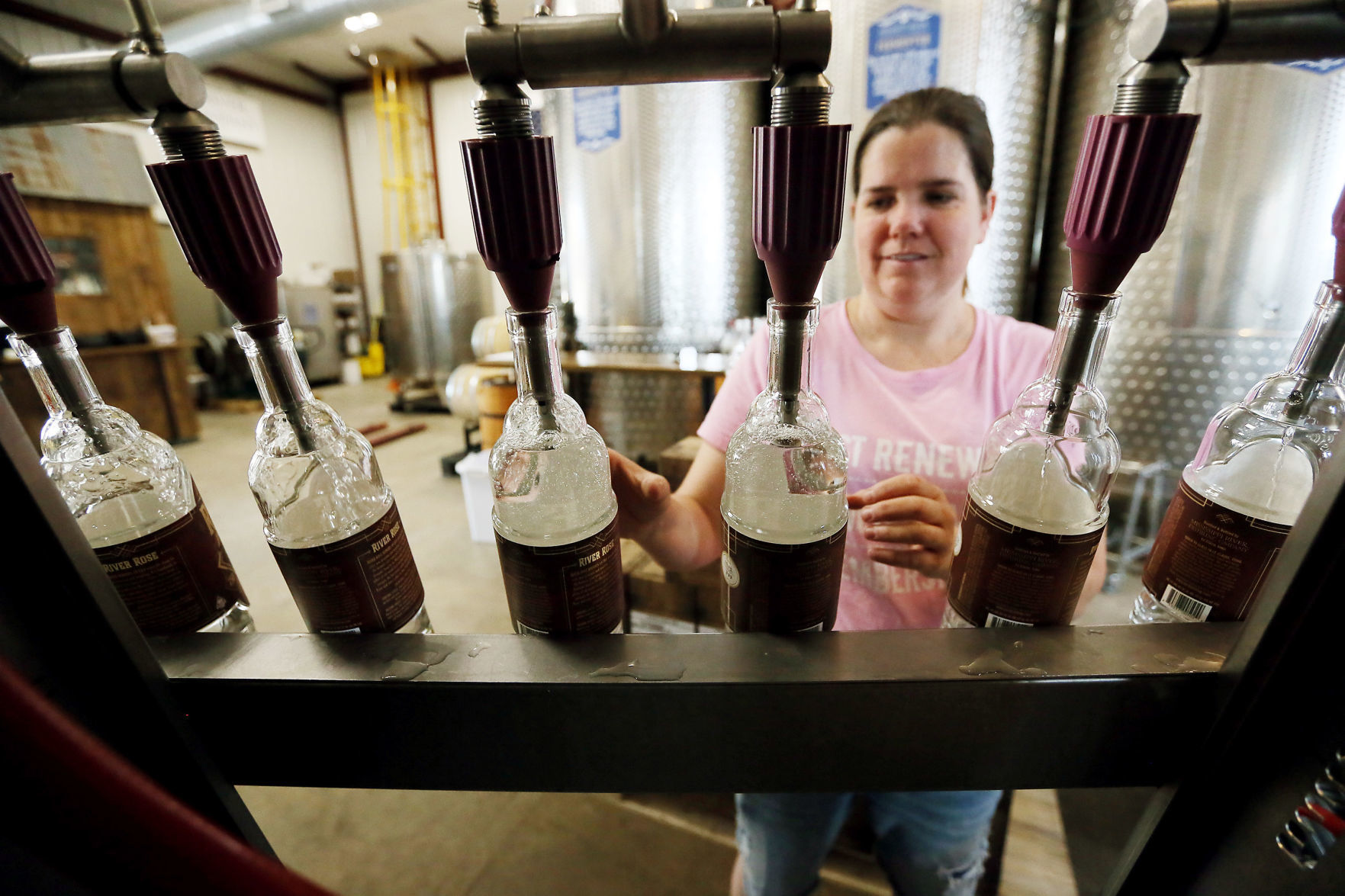 061819-qct-bottling-005